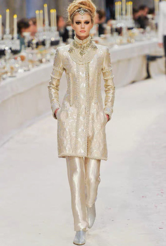 Chanel 2012 Pre-Fall Bombay Métiers d'Art collection pearl jacket