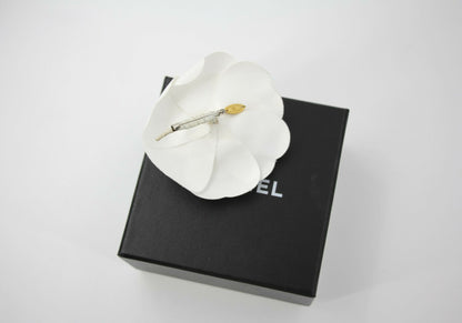 Chanel Vintage 81-85 White Silk Camellia Brooch
