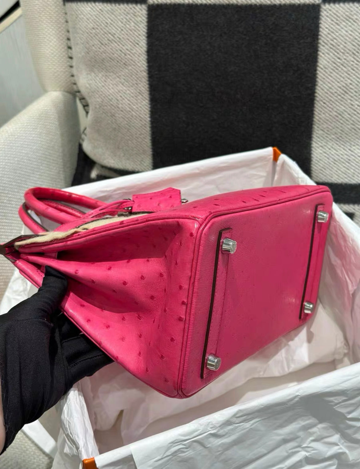 Hermes Birkin bag 25 Fuschia pink　Ostrich leather Palladium hardware