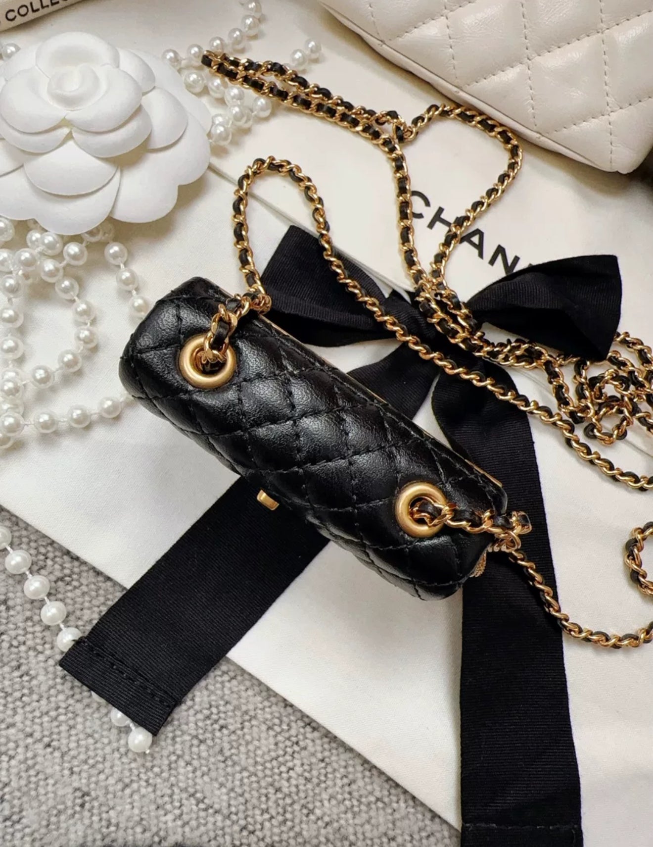 Chanel 23C Gold Metal Woven Chain Bag