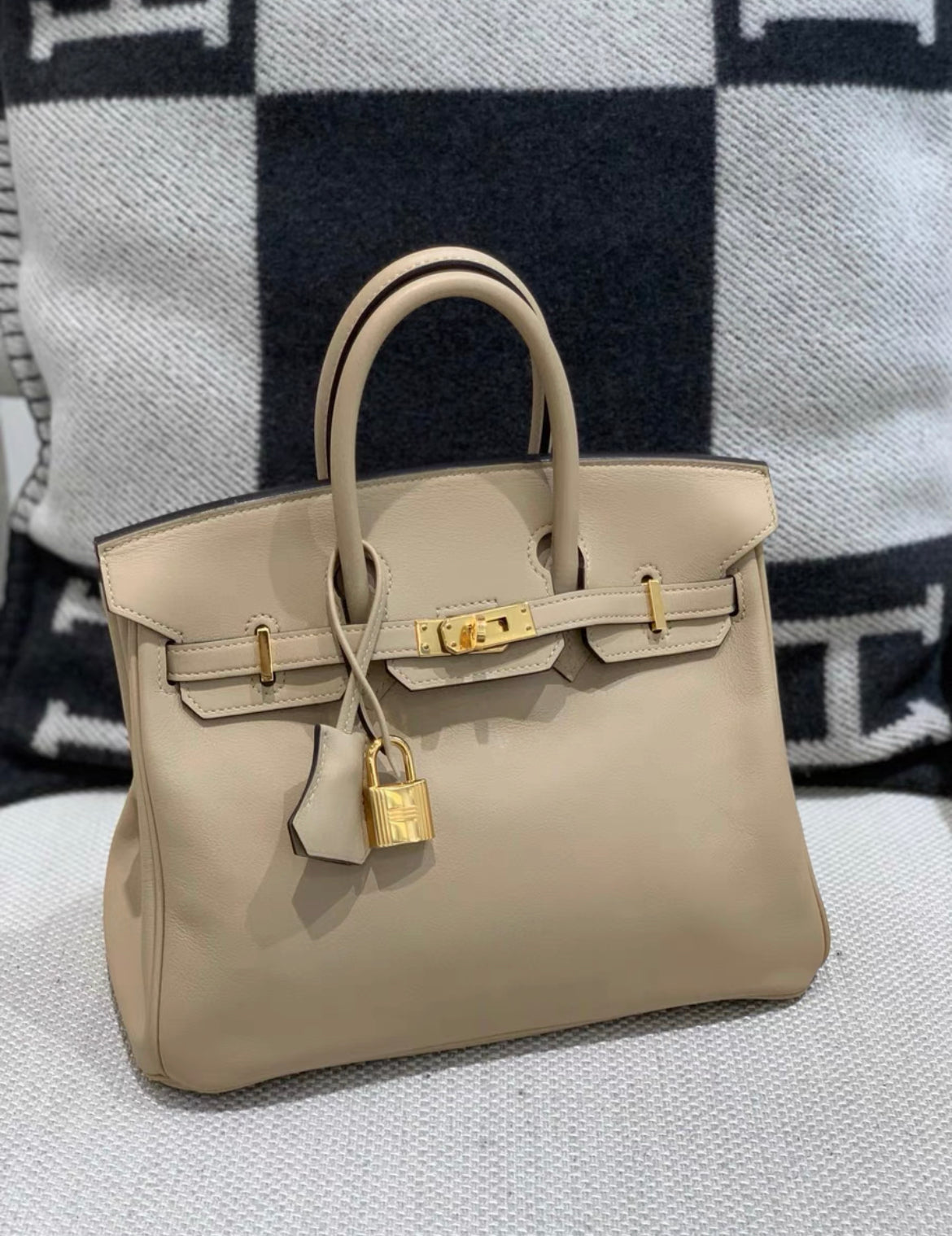 Hermès Birkin 25 Trench Swift Leather Gold Hardware