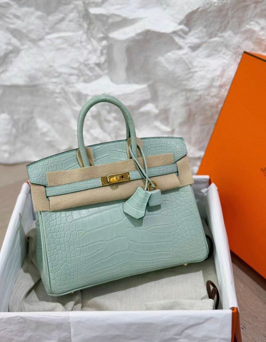 Hermès Birkin 25 6U Vert d'eau Crocodile Leather Gold Hardware