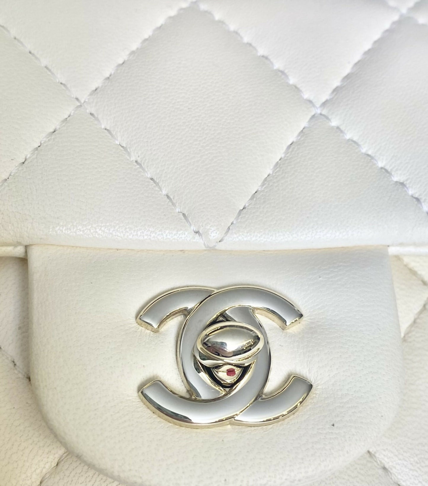 Chanel 2019 My Precious Pearls Lambskin Mini Waist Belt Bag