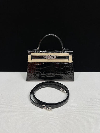 Hermes mini kelly black Shiny Leather Palladium Hardware