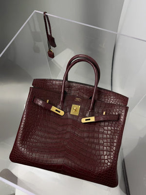 Hermès Birkin 35 Bordeaux Matte Crocodile leather gold hardware