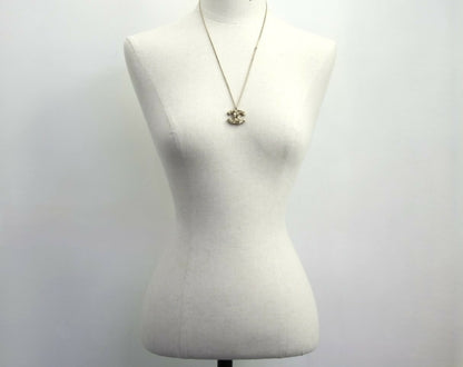 Chanel Vintage A11 Metal Enamel Yellow Glitter Leaf Motif Adjustable Necklace