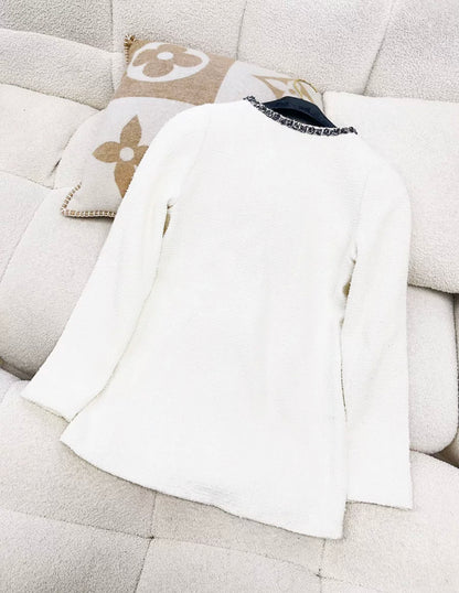 Chanel 22P white tweed jacket size 34