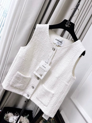 Chanel 25S white sequined moonlight silver-buttoned vest jacket