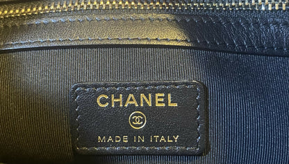 Chanel 19A Paris New York Egyptian Croc Embossed Graffiti Medium O Case Clutch