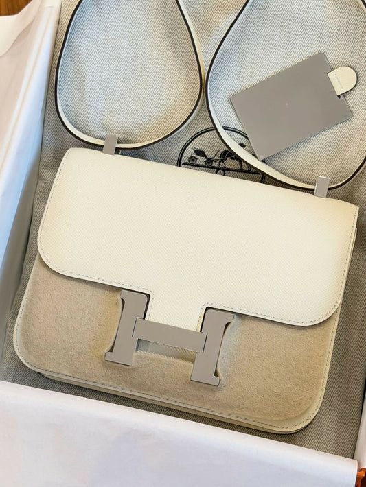 Hermès Constance 24 Nata / Cream White Epsom Leather with Palladium Hardware
