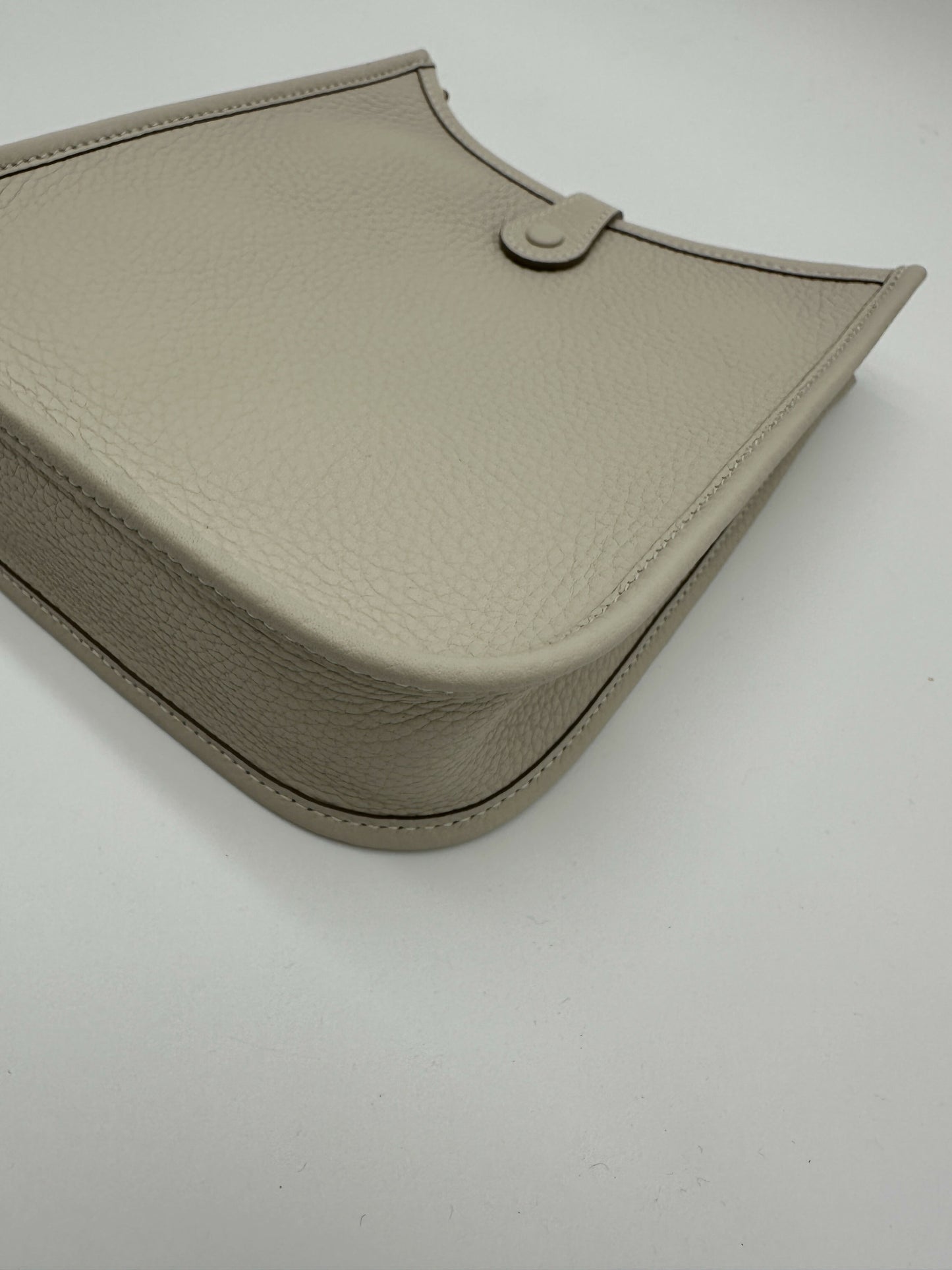 Hermes Mini Evelyne Clemence Craie GHW Stamp K 2025