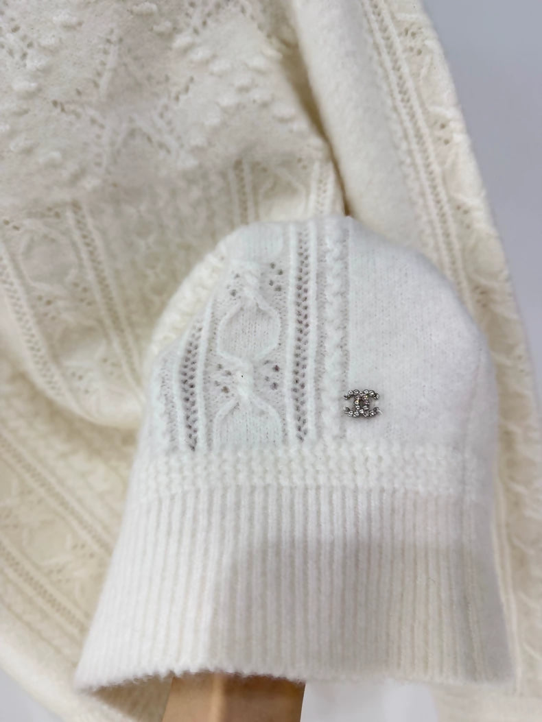 Chanel 23N ecru turtleneck sweater