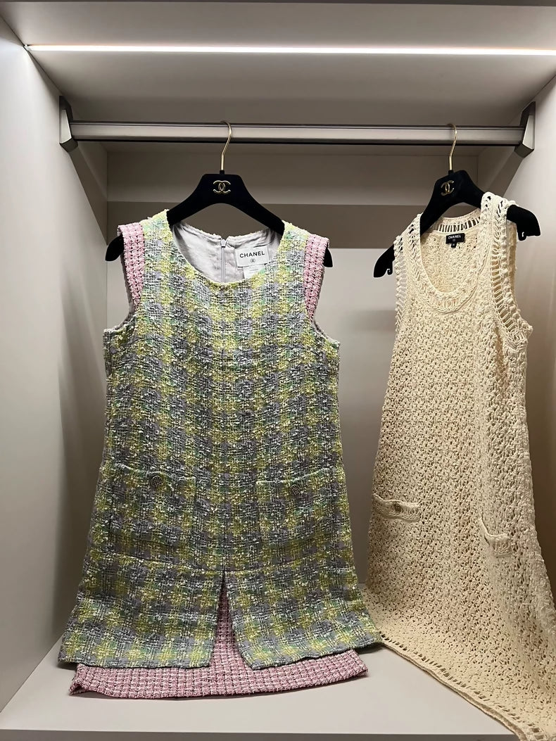 Chanel 14p pink and green tweed dress