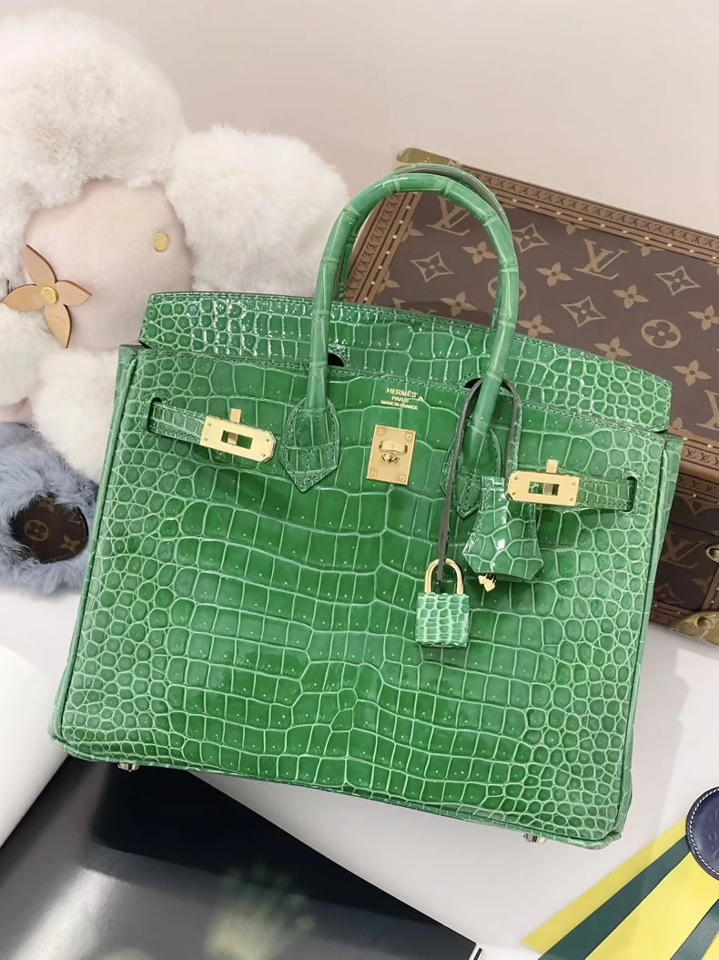 Hermès Birkin 25 Cactus Green 1L shiny crocodile leather gold hardware