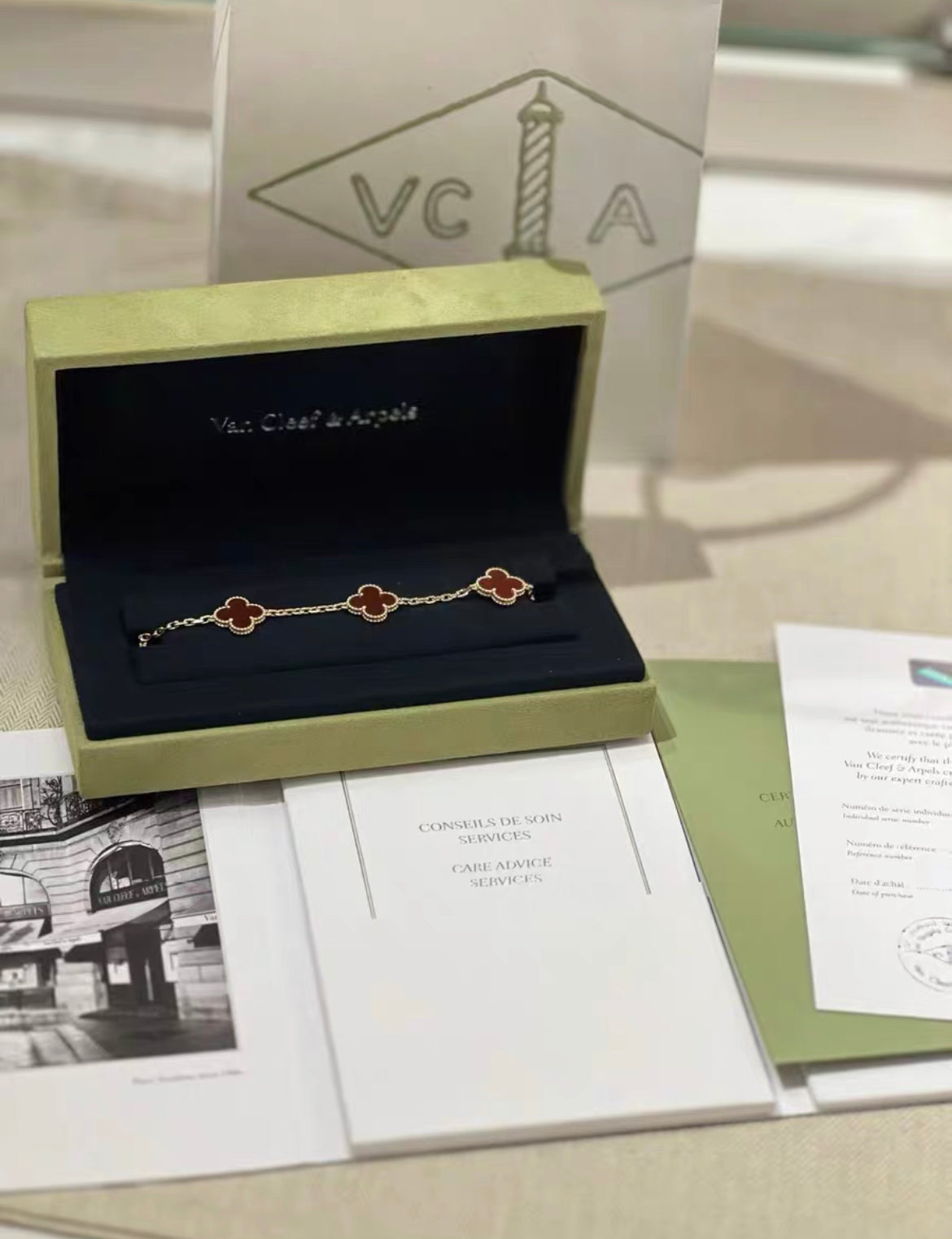 Brand new Van Cleef & Arpels Alhambra Yellow Gold Carnelian 5 Motif Bracelet