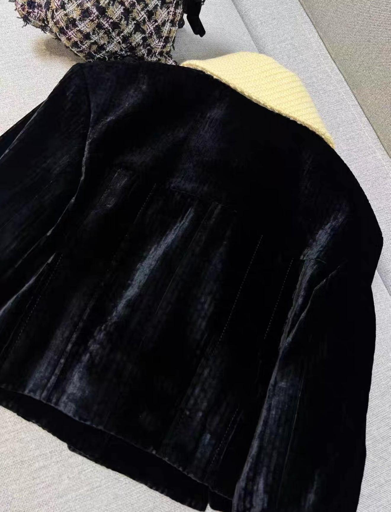 Chanel 22B Black & Yellow velvet jacket