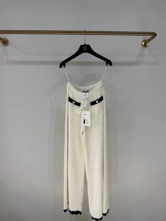 Chanel 26C Black and White Wide-Leg Casual Pants