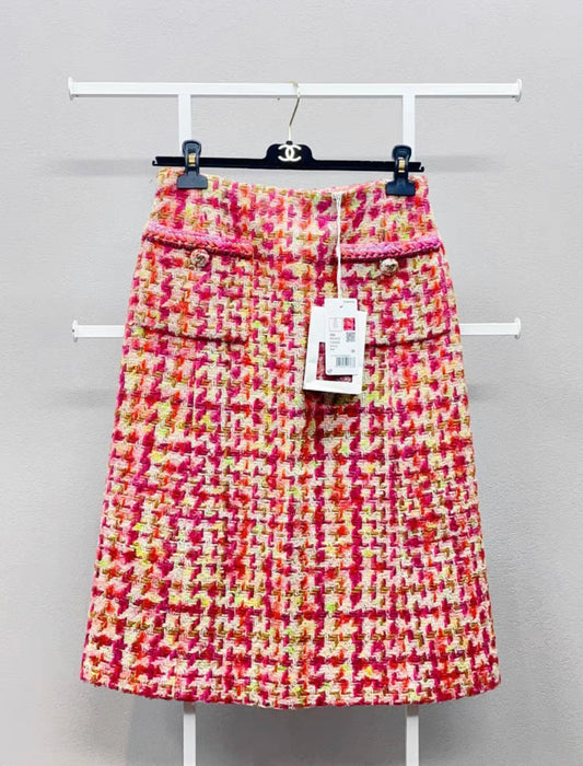 Chanel 20A Pink Tweed Skirt size 36