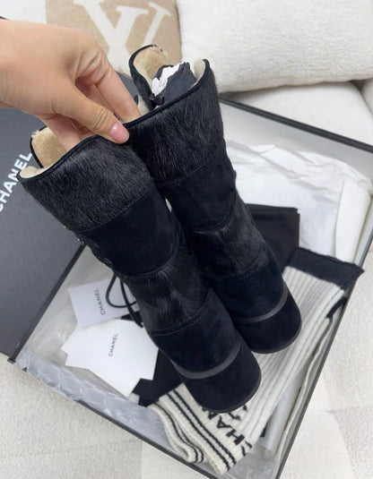 Chanel 22B Black Boots with Socks size 37