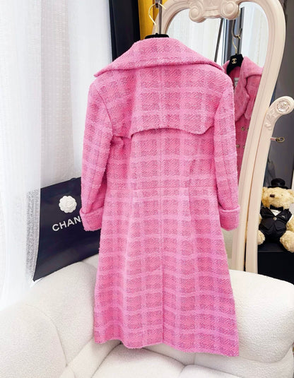 Chanel 24P pink tweed coat size 34