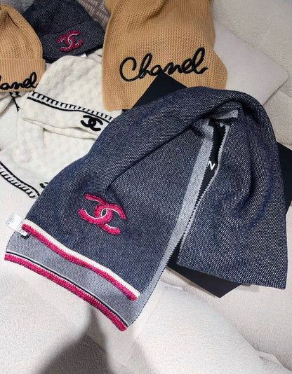 Chanel 20A cashmere scarf