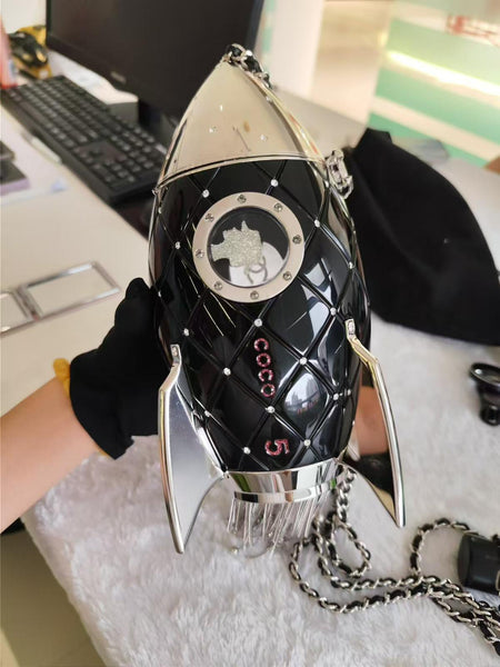 CHANEL シャネル　強化ガラス絵　輸入雑貨 Chanel Limited Edition Plexiglass Crystal Rocket Ship Minaudière