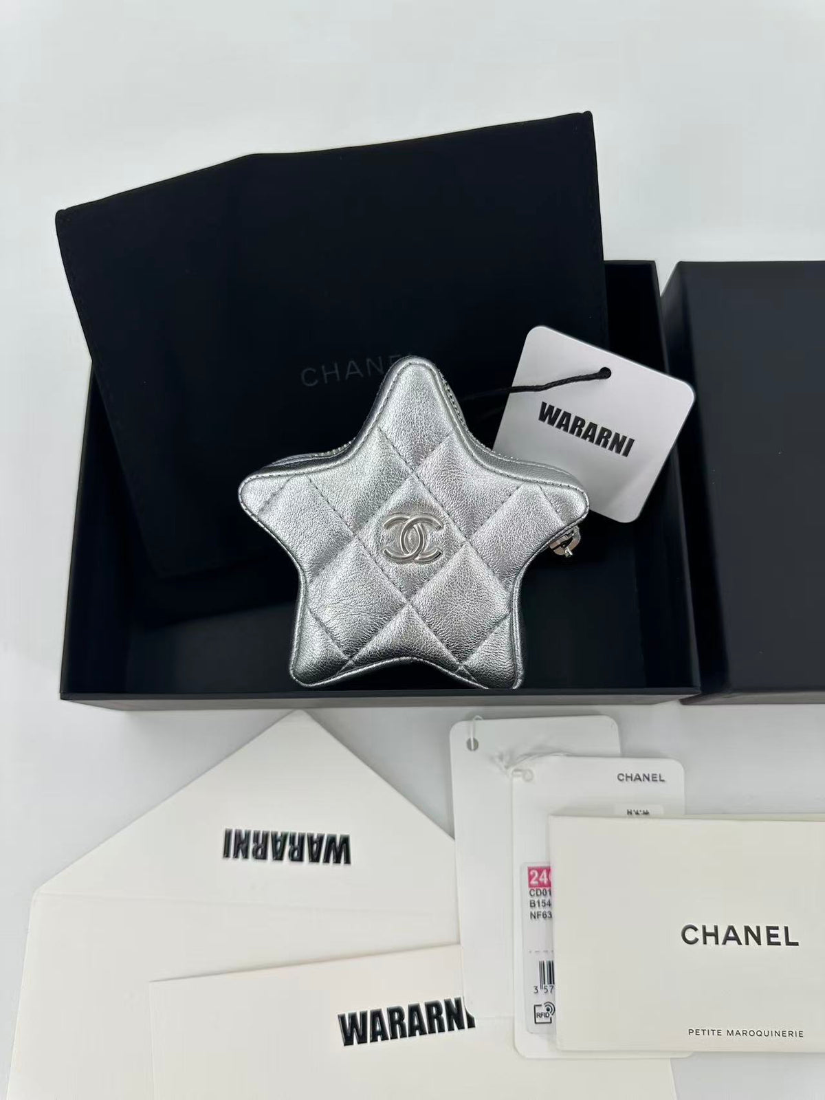 24C Chanel Mini Silver metallic lambskin STAR CC Logo Coin Purse charm