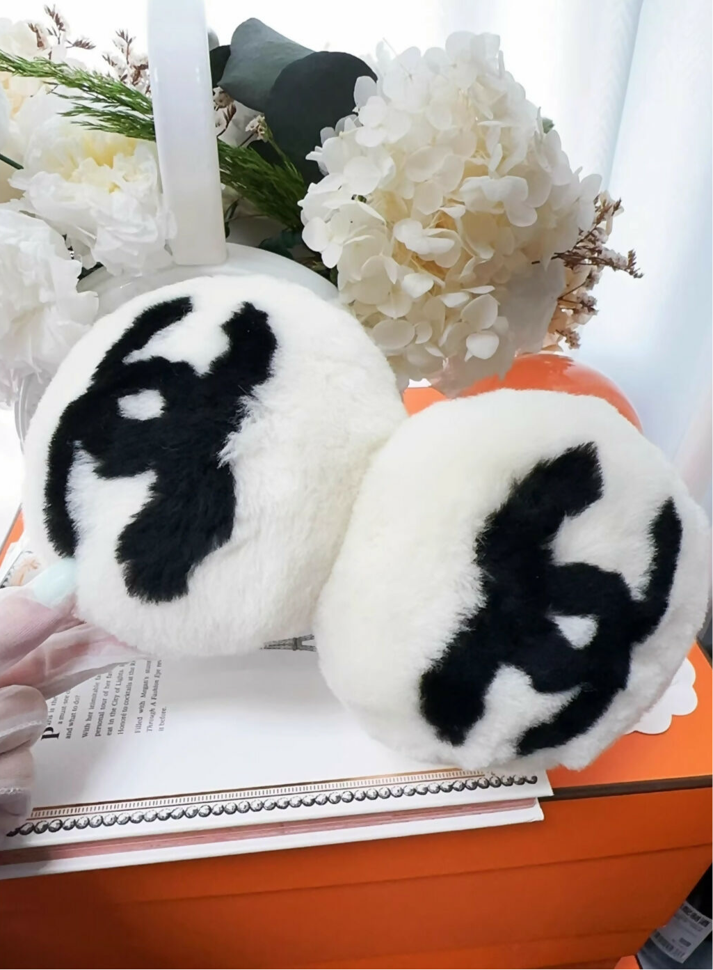 Chanel coco neige black & White earmuffs