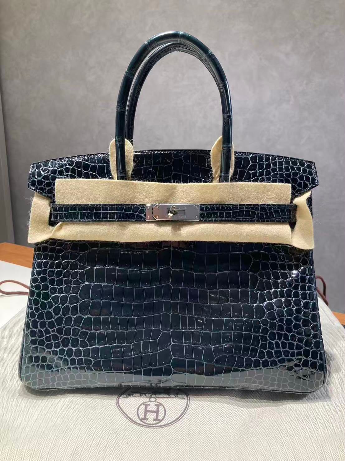 Hermes Birkin 30 Bleu Marine Shiny Porosus palladium hardware