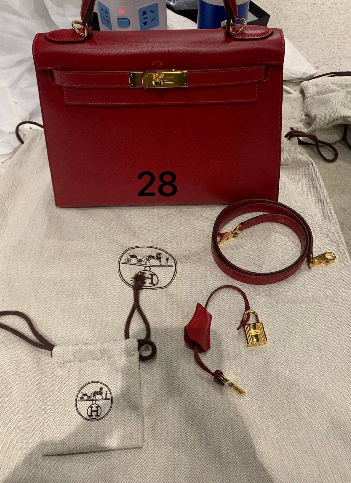 Hermès Kelly 28 Rouge Casaque Box Leather Gold Hardware