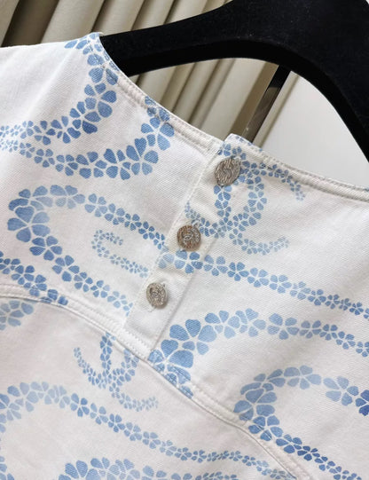 Chanel 25M coco beach blue & white Top