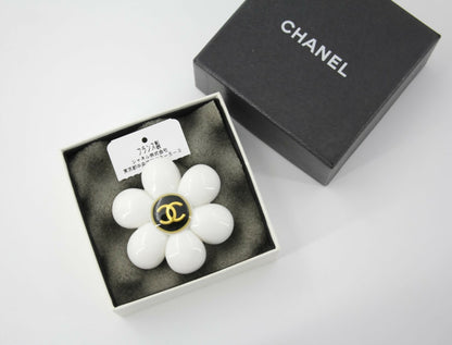 Chanel 96P Resin White Six-Petal Flower Brooch
