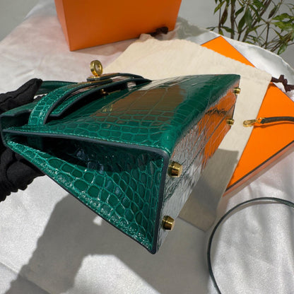 Hermes Mini kelly Green Emerald 6Q alligator leather gold hardware