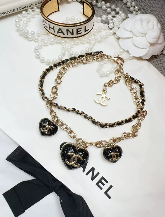 Chanel 22k heart chain necklace choker