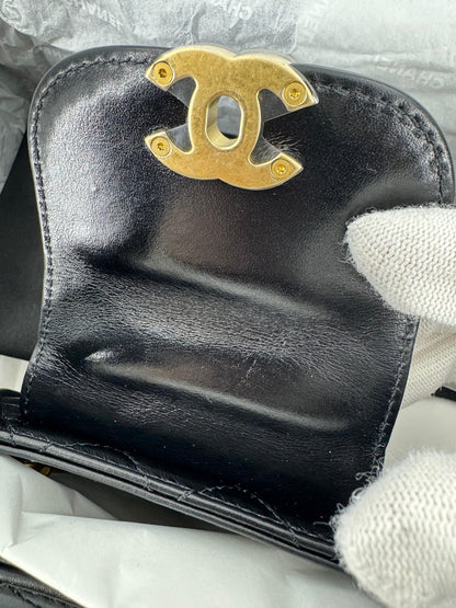 Chanel kelly Bag in Black leather gold hardware