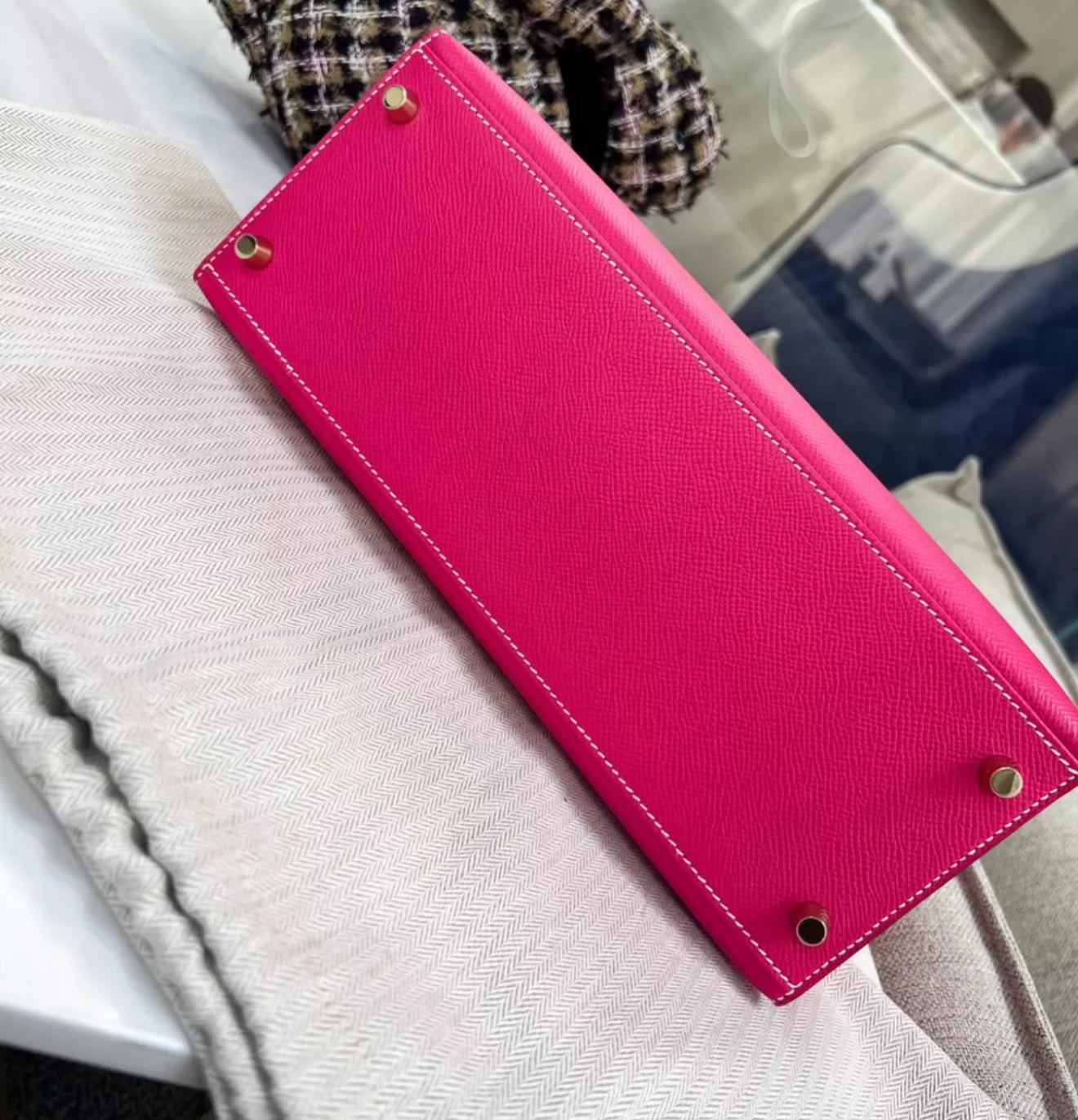 Hermes Kelly 28 Rose Extreme Pink Epsom Leather Gold Hardware