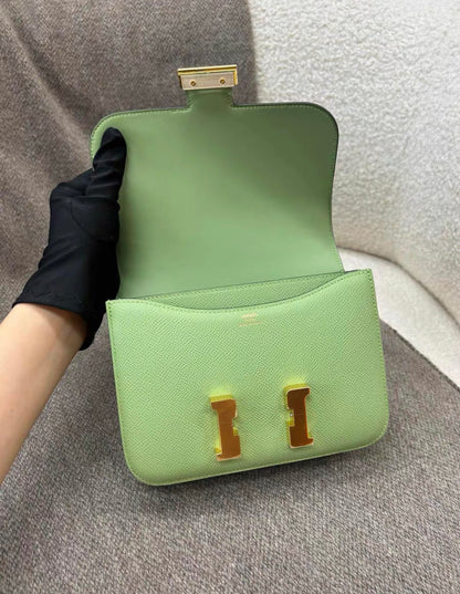 Hermes Constance 19 Vert Criquet Epsom Gold Hardware