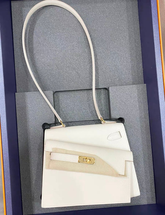 Hermès Kelly en Desordre 20 White Epsom Palladium Hardware Sellier