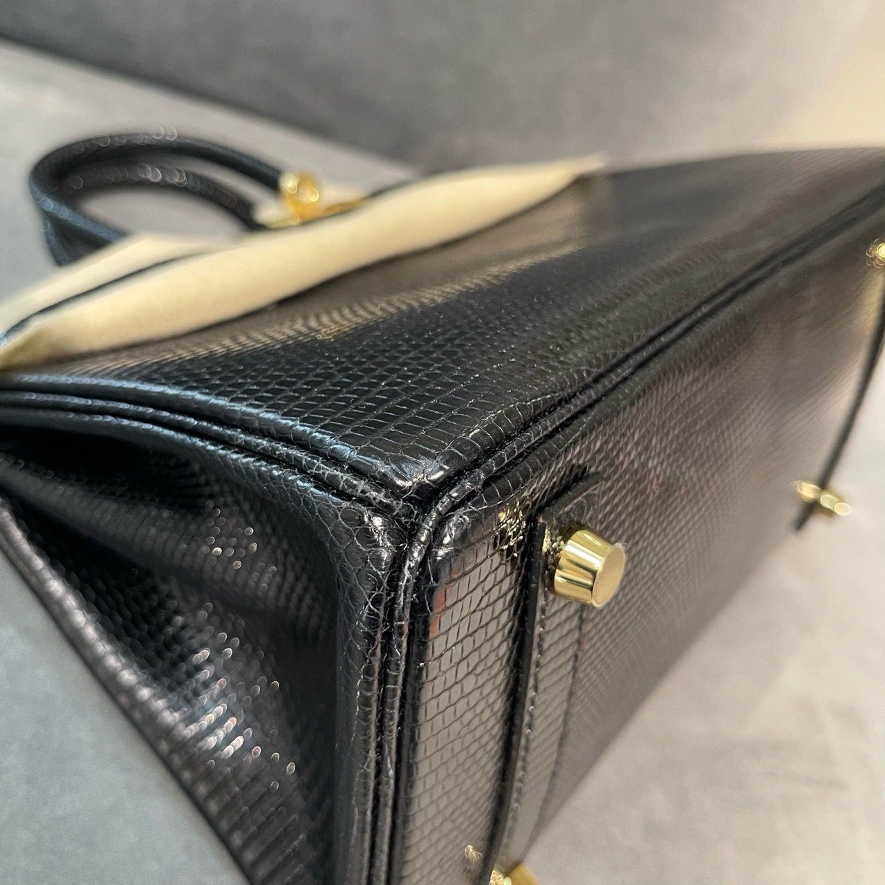 Hermes Birkin 25 Black Shiny Lizard Gold Hardware