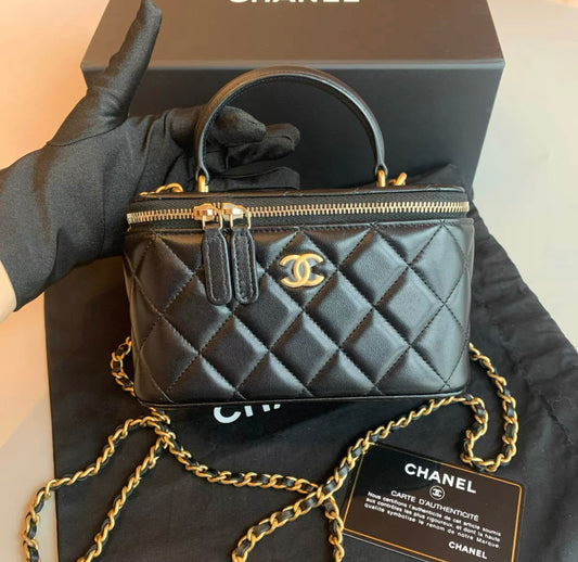 CHANEL Black Lambskin Quilted Top Handle Vanity Case With Gold Chain