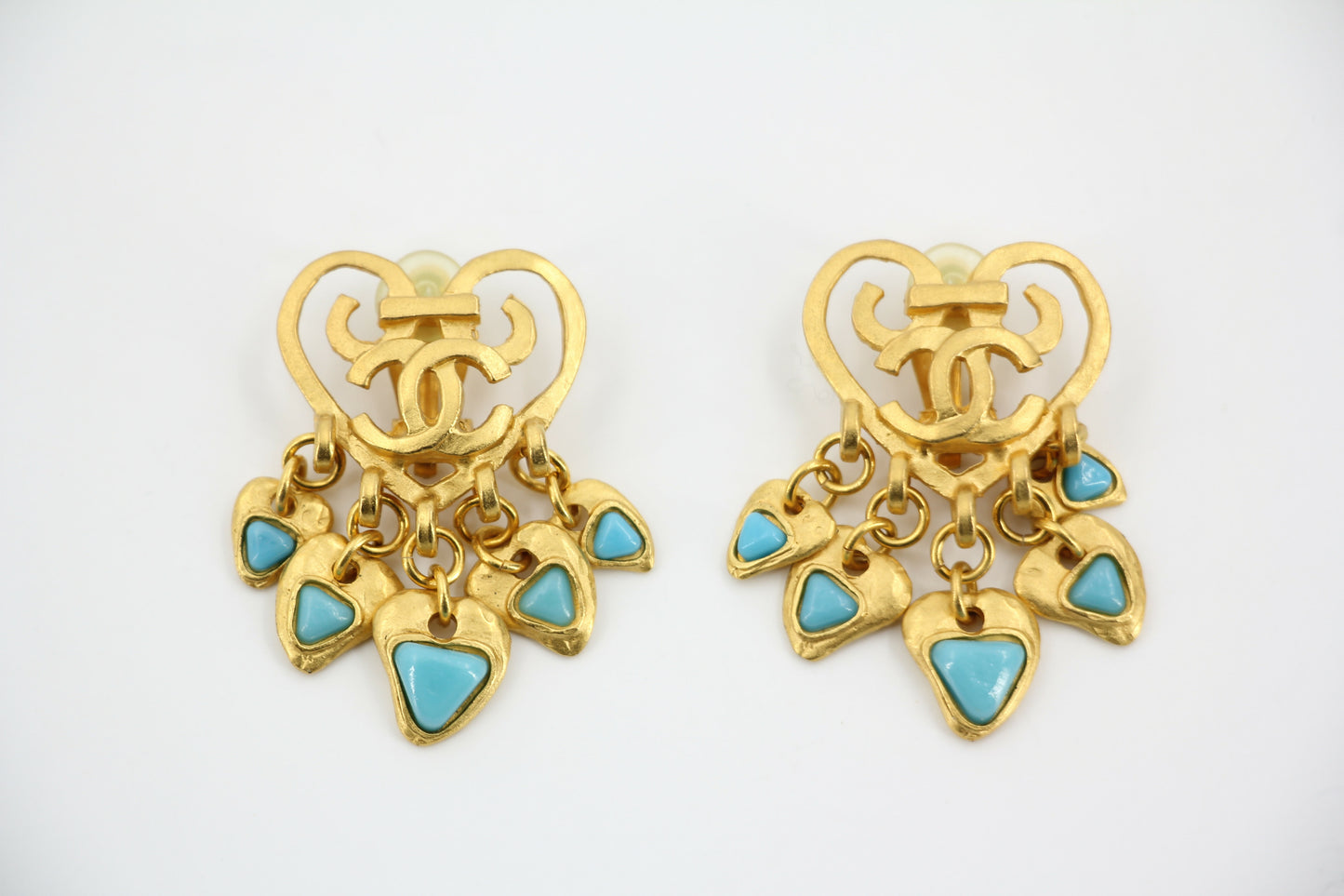 Chanel Vintage 95P Turquoise & Gold Plated Heart Dangle Earrings