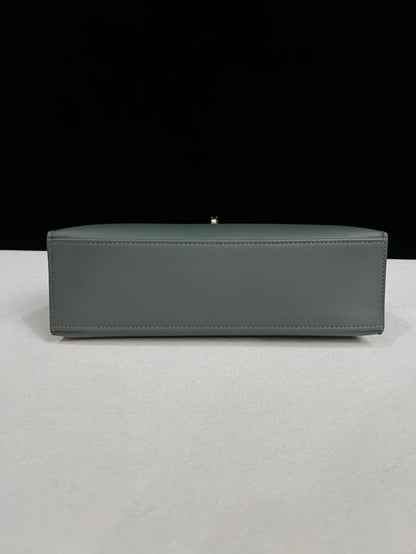 Hermes Kelly Pochette Vert mangrove swift leather with Light Gold hardware