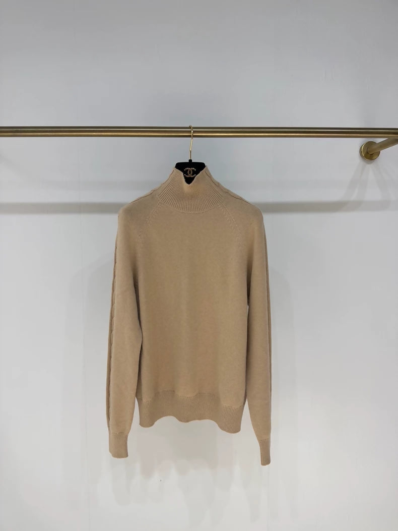Loro Piana classic knit cable sweater - extremely rare!