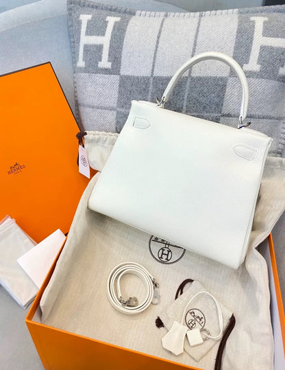 Hermès Kelly 28 White Togo Leather Palladium hardware