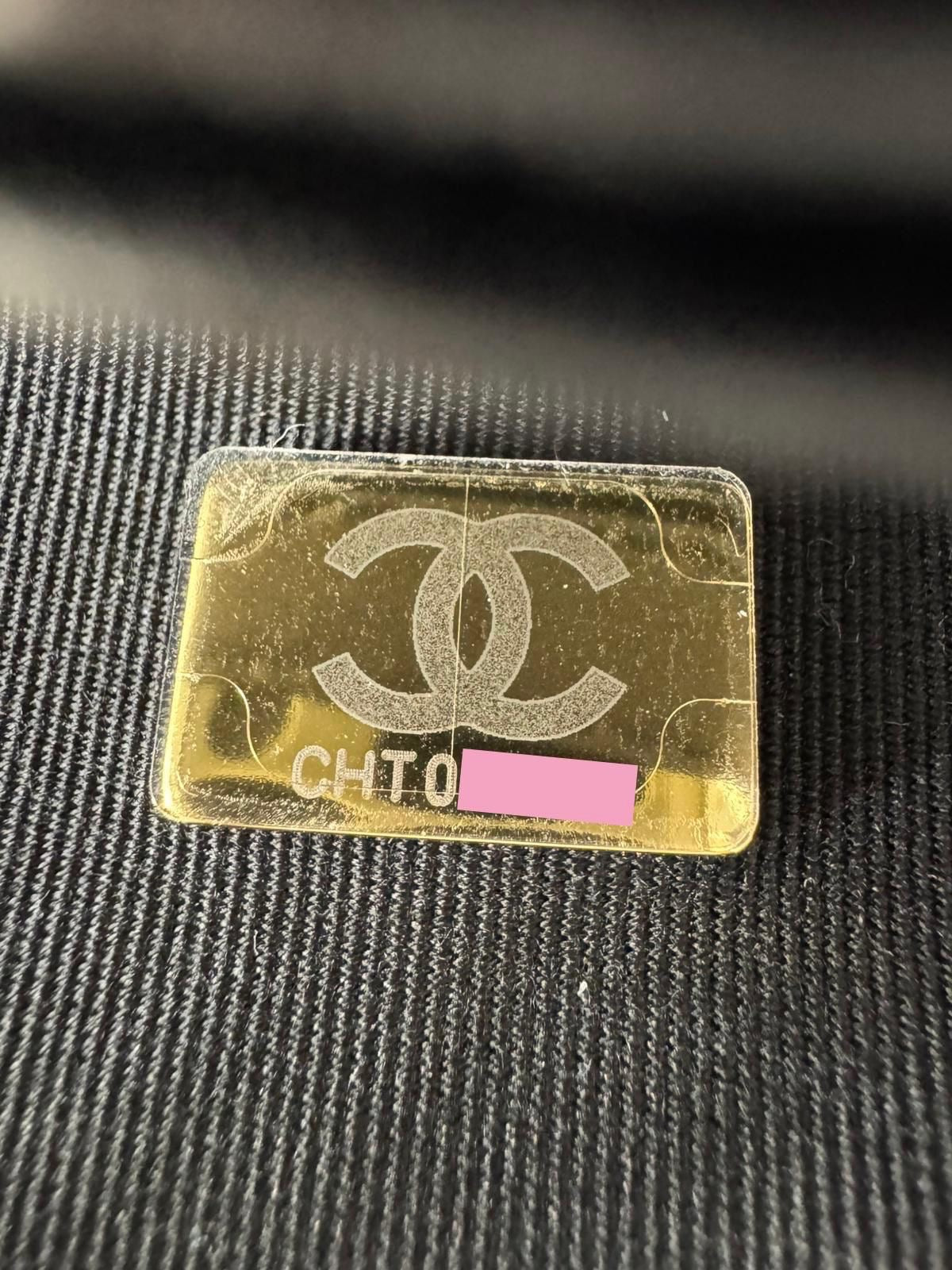 Chanel kelly Bag in Black leather gold hardware