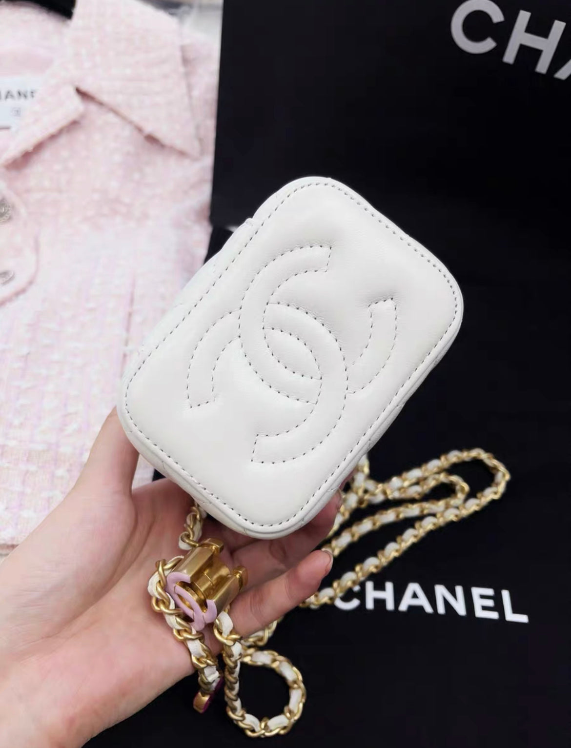 Chanel 24A Pink Enamel Double C white leather Gold chain Vanity Case Bag