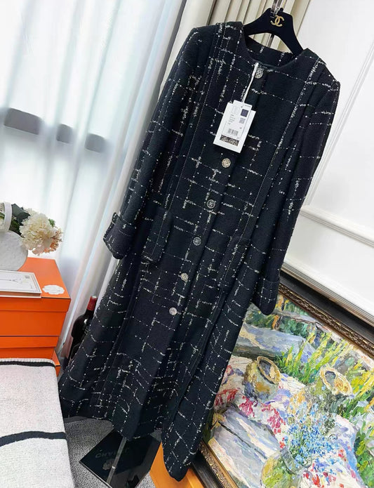 Chanel 21k black long coat
