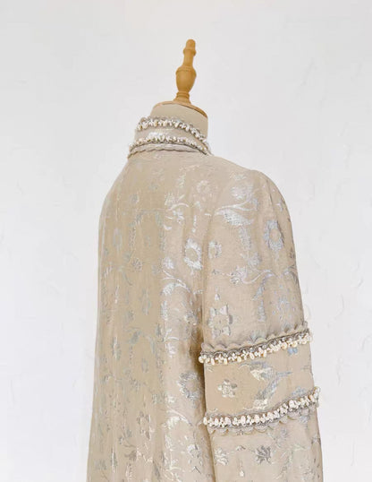 Chanel 2012 Pre-Fall Bombay Métiers d
Art collection pearl jacket