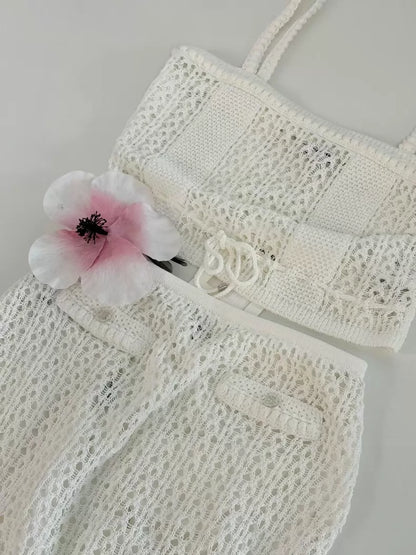 Chanel 26C white knit top and skirt  Set