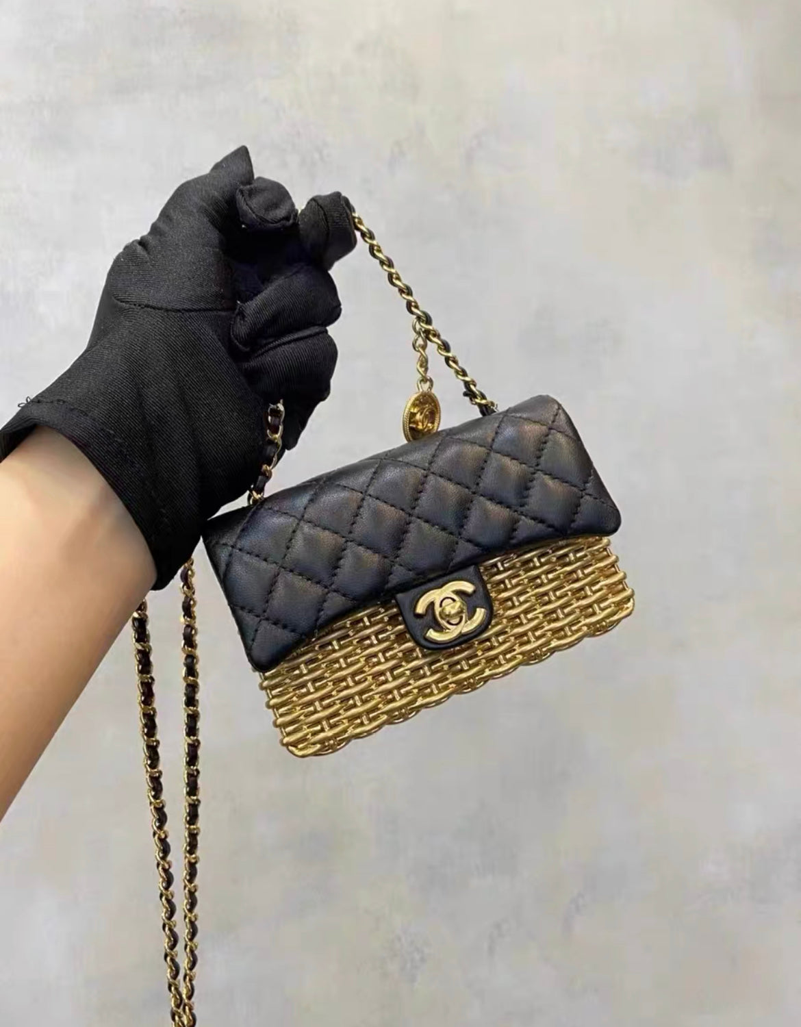 CHANEL 23C Woven Metal Lambskin Quilted Small Flap Black Gold